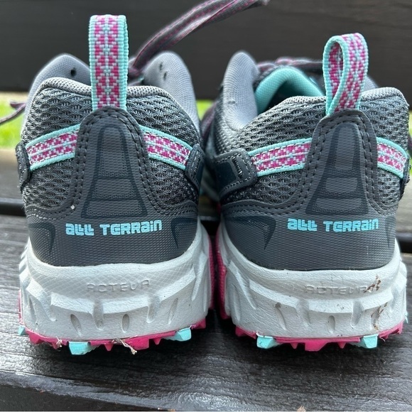 New balance 412 V3 women’s trail running shoe - Picture 8 of 9